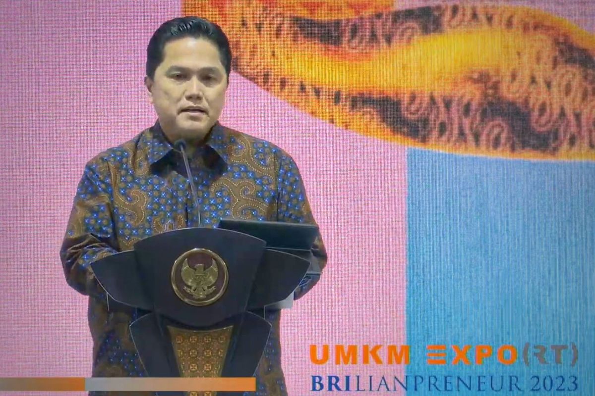 Menteri BUMN Erick Thohir dalam acara pembukaan UMKM Expo Brilianpreneur 2023 di JCC Senayan, Jakarta, Kamis (7/12/2023). 