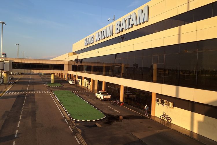 Sepanjang tahun 2023, pergerakan penumpang di Bandara Internasional Hang Nadim Batam, Kepulauan Riau mencapai 3.912.165 atau 3,9 juta.