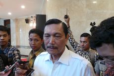 Luhut Minta Status Gunung Agung Dievaluasi