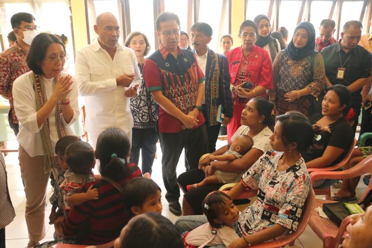 Menteri Menteri Kesehatan Budi Gunadi Sadikin, berkunjung ke Kota Kupang, Nusa Tenggara Timur (NTT), Sabtu (4/3/2023)