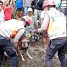 Anjing Pelacak hingga Alat Berat Dikerahkan Cari 5 Korban Banjir di Bima