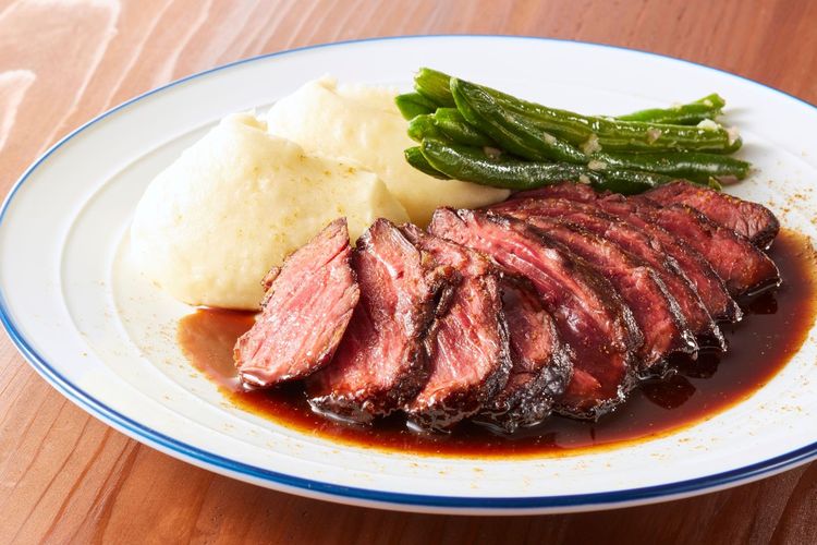 Resep Bistik Daging Sapi Empuk ala Rumahan, Saus Gurih Manis Bikin Nagih