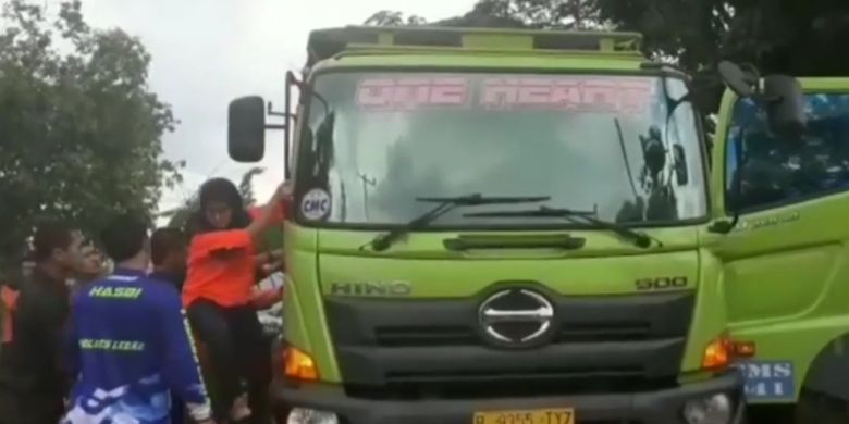 Penyebab Bupati Lebak Iti Octavia Jayabaya Marah Marah Ke Sopir Truk Halaman All Kompas Com