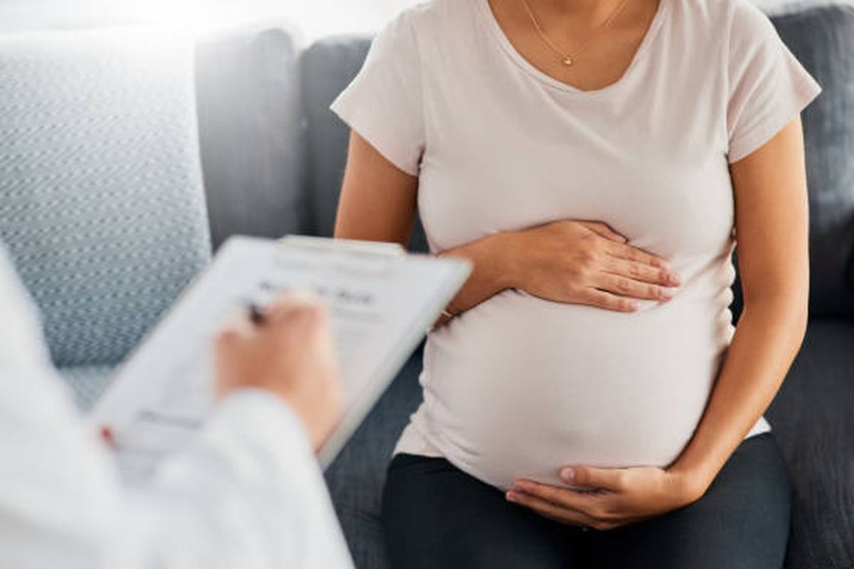 Mengetahui apa penyebab hepatitis B melonjak sangat penting karena disebabkan oleh transmisi vertikal dari ibu hamil ke janin di dalam kandungan.