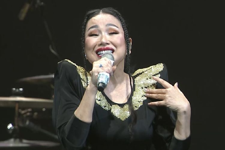 Penyanyi Titi DJ mengaku cukup gugup saat tampil di BNI Java Jazz Festival 2023.