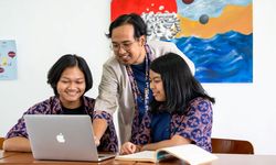 SMP Cikal Surabaya Raih Akreditasi A dari BAN, Kepsek Paparkan Dampak Positifnya bagi Guru hingga Sekolah