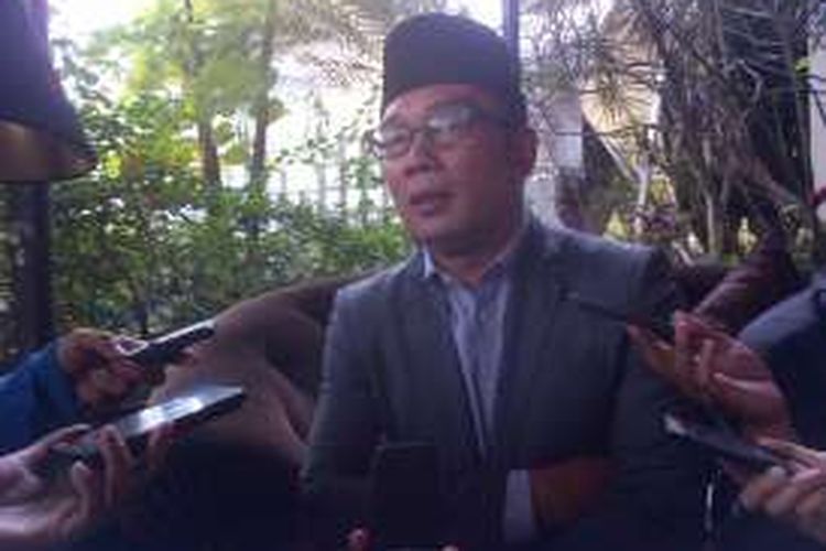 Wali Kota Bandung Ridwan Kamil saat ditemui wartawan di Hotel Amarosa, Jalan Aceh, Kota Bandung, Kamis (1/9/2016). KOMPAS.com/DENDI RAMDHANI 