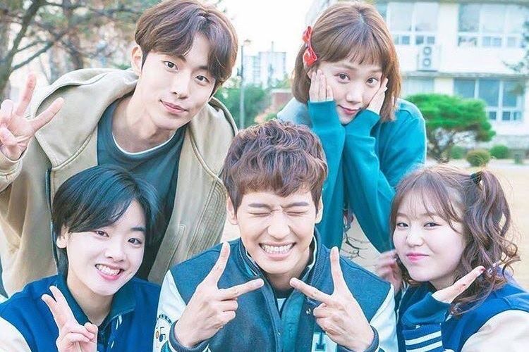 Drama Weightlifting Fairy Kim Bok Joo yang mengisahkan perjuangan atlet pelajar menggapai cita-cita dibalut dengan kisah cinta