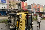 Hindari Motor, Truk Berpenumpang 19 Orang Terguling di Jalan Abepura–Sentani Jayapura