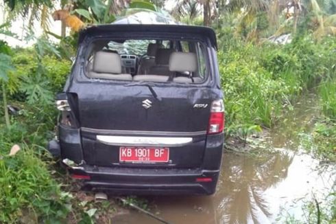 Fakta Mobil Dinas Tabrak Sepeda Motor, Sopir di Bawah Umur hingga Dua Tewas