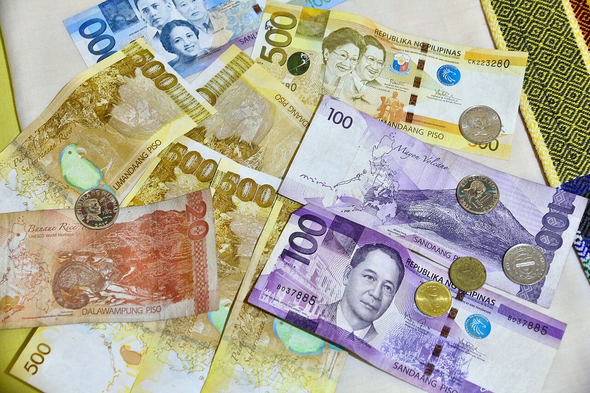 Tak Hanya Rupiah yang Tertekan Dollar AS, Peso Filipina Juga Terpuruk