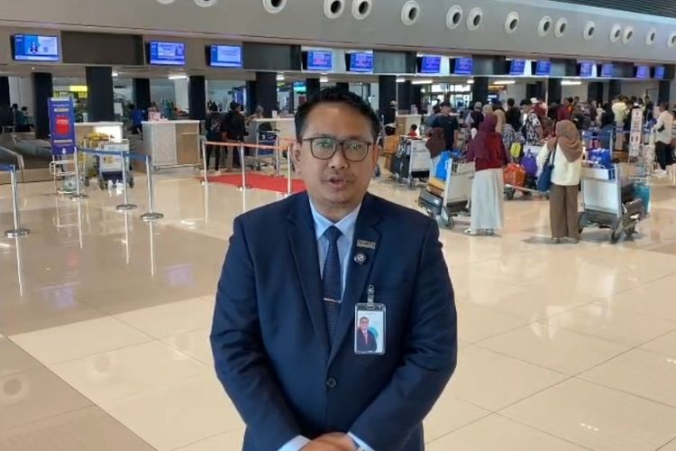 Imbas Asap Karhutla, 7 Penerbangan di Bandara Sultan Hasanuddin Dibatalkan