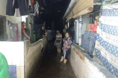 Kesaksian Warga Lihat Derasnya Banjir akibat Tanggul Jatipadang Tergerus