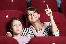 Simak 5 Hal Ini Sebelum Ajak Anak Menonton di Bioskop