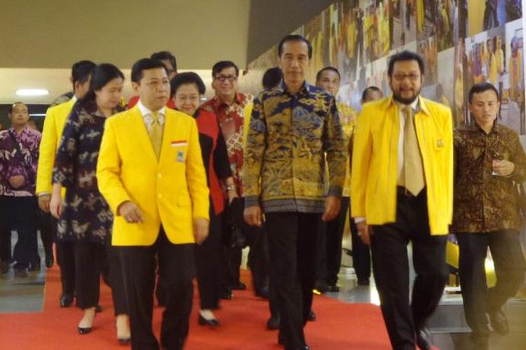 Presiden Joko Widodo hadir dalam acara penutupam Rapat Pimpinan Nasional Partak Golkar di Istora Senayan, Jakarta, Kamis (28/7/2016)