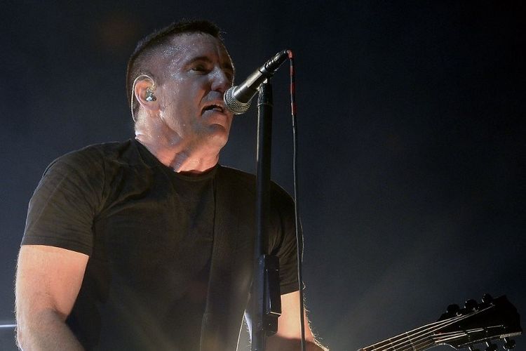 Vokalis Trent Reznor bersama Nine Inch Nails tampil di festival musik  Vive Latino di Foro Sol di Mexico City, pada 27 Maret 2014.