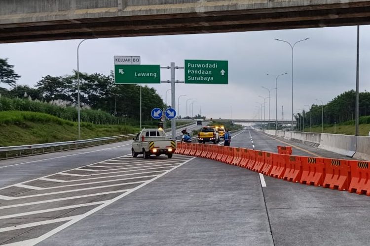 Pengecekan pemudik di Tol Pandaan-Malang