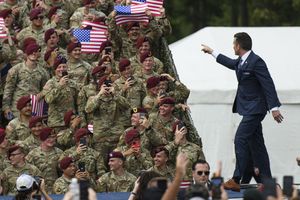 Setelah Venezuela dan Iran, AS Kini Lancarkan Operasi Militer di Ekuador