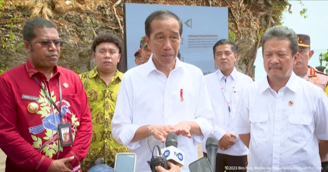 Jokowi Bakal Sampaikan Kebutuhan Penerbangan Kargo di Papua ke Menhub dan Menteri BUMN