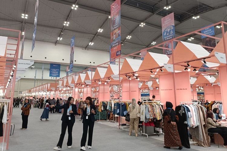 Suasana stan BRI UMKM EXPO(RT) 2025. 