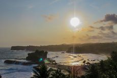 Asyik! Pantai Klayar Sudah Dibuka untuk Wisatawan Luar Pacitan