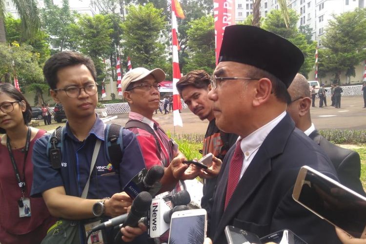 Ketua Umum Panitia Pusat Peringatan Hari Pahlawan 2018 sekaligus cucu Pahlawan Bung Tomo, Agustanzil Sjahroezah saat ditemui di Taman Makam Pahlawan Nasional Kalibata, Jakarta, Sabtu (10/11/2018). 