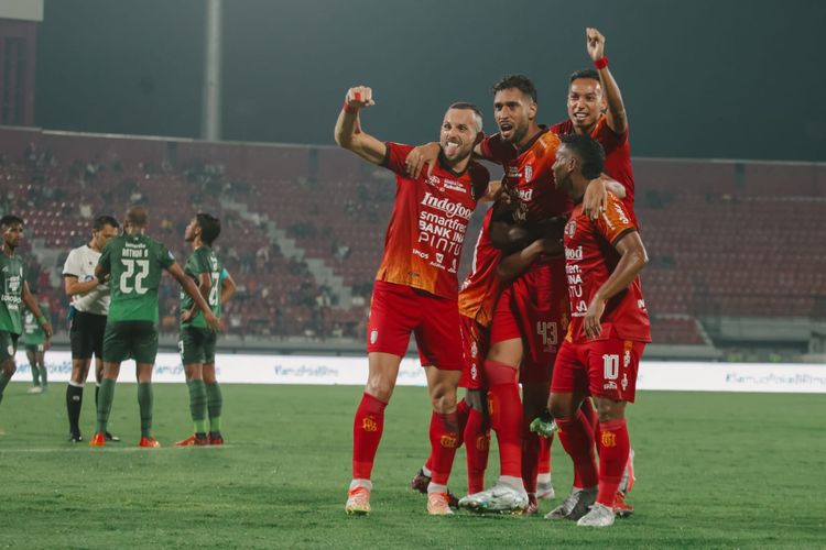 Pemain Bali United Ilija Spasojevic dan Willian Pacheco menyumbang gol saat pertandingan pekan 3 Liga 1 2022-2023 melawan RANS Nusantara FC yang berakhir dengan skor 3-2 di Stadion Kapten I Wayan Dipta Gianyar, Kamis (4/8/2022) malam.