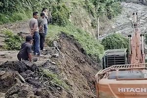 Perjuangan Warga Pulihkan Jalan Enang-Enang, Berawal dari Patungan Ekskavator hingga Dana Swadaya Tembus Rp 1 M