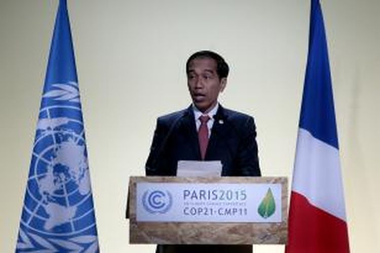 Presiden Joko Widodo saat berpidato di forum KTT Perubahan Iklim ke-21 di Le Bourget, Paris, Perancis, Senin (30/11/2015).