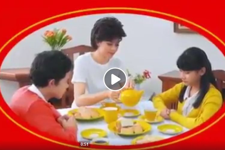 Viral video keluarga Khong Guan