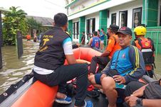 Kemensos Salurkan Rp 568 Juta untuk Warga Terdampak Banjir di Bandar Lampung