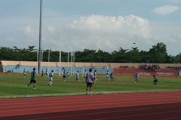 Persik Kendal saat melawan Maung Anom Bandung. 