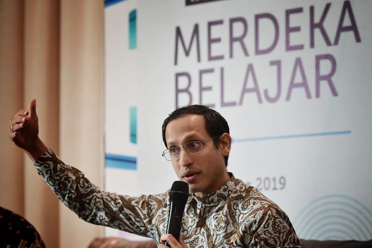 Mendikbud Nadim Makarim menjelaskan arah kebijakan pendidikan Merdeka Belajar dalam Rapat Koordinasi Mendikbud dengan Kepala Dinas Pendidikan se-Indonesia di Jakarta, Rabu (11/12/2019).