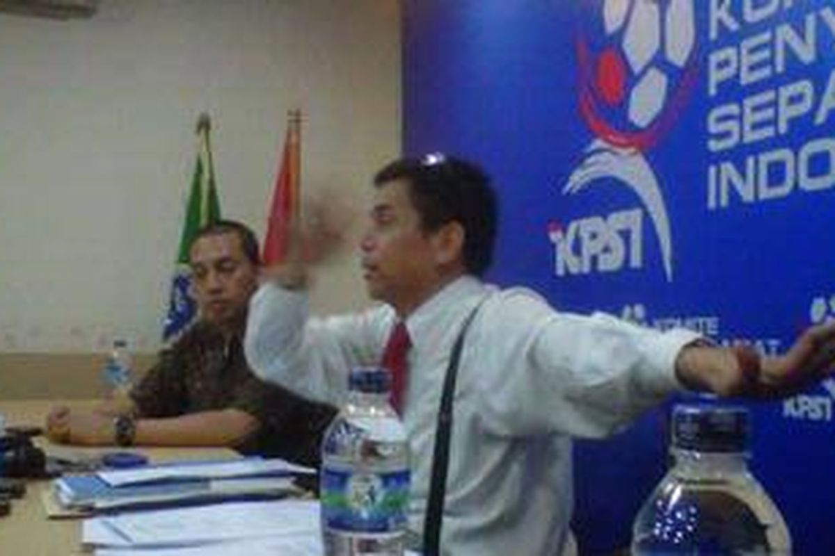 Sekjen Komite Penyelamat Sepak bola Indonesia (KPSI, Hinca Panjaitan.
