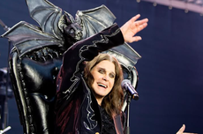 Sambung-menyambung Jembatan Bailey Hubungkan Akses Usai Banjir Sumatera