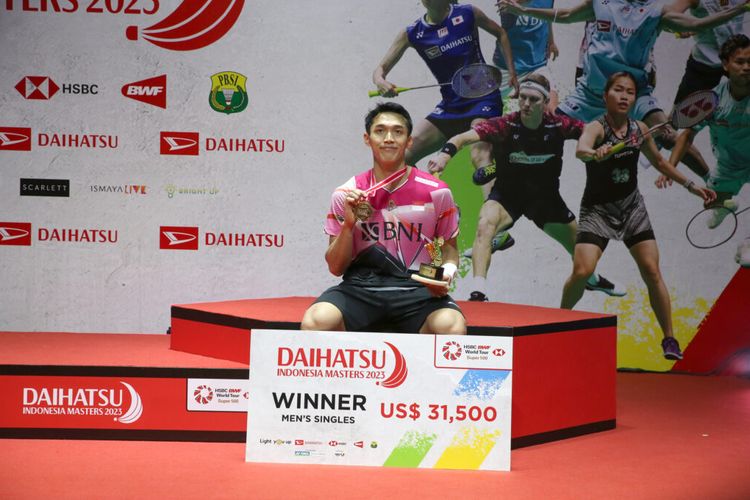 Badminton world number three and home hero Jonatan Christie secured his first Indonesia Masters title in Istora Senayan Sports Complex, Jakarta Sunday, January, 29 2023. 