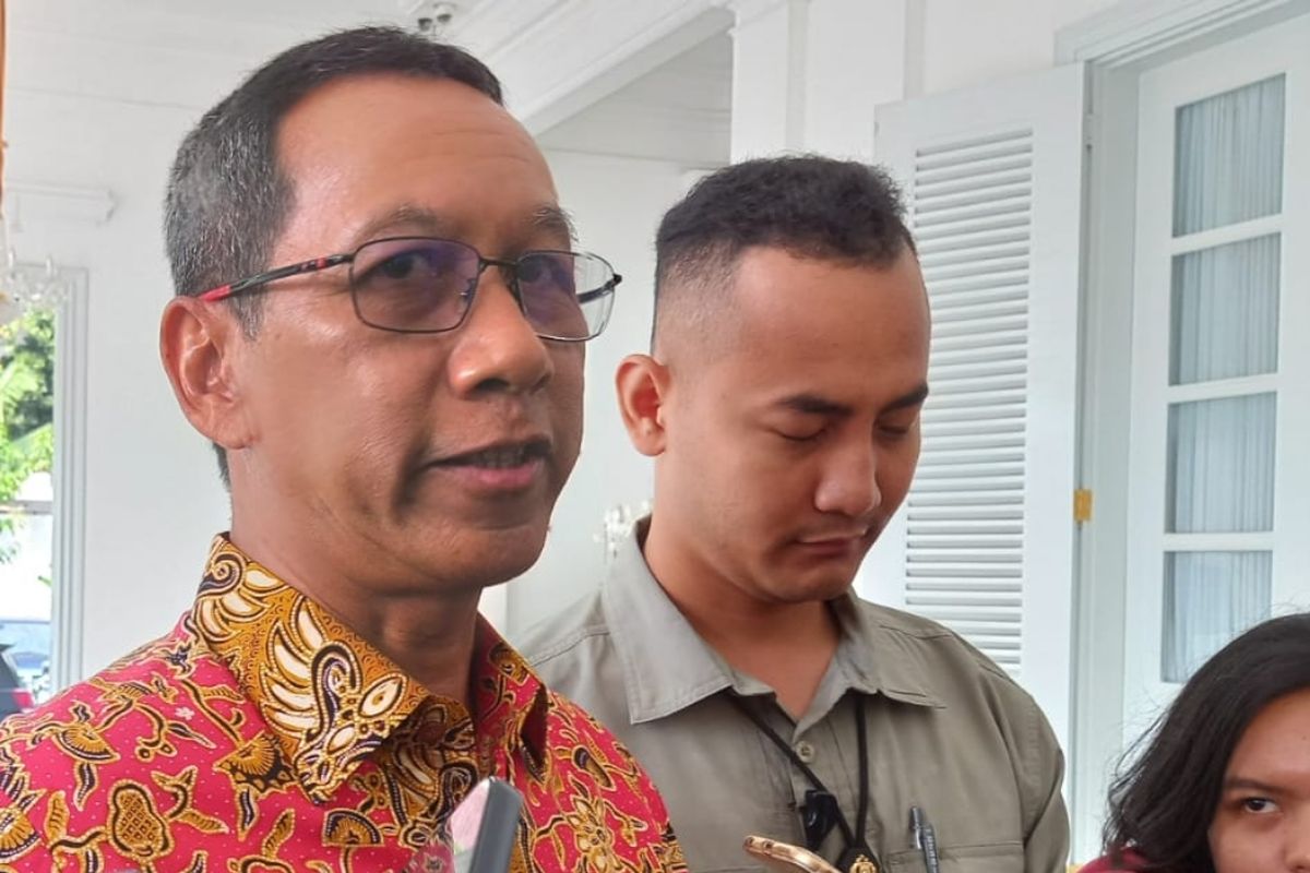 Penjabat (Pj) Gubernur DKI Jakarta Heru Budi Hartono di Balai Kota DKI Jakarta, Jumat (19/5/2023).