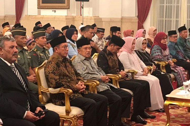 Presiden Joko Widodo saat menghadiri acara Nuzulul Quran di Istana Negara, Jakarta, Senin (4/6/2017).