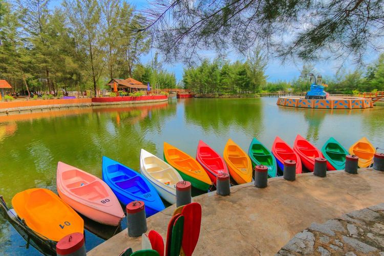 Pantai Cemara, salah satu wisata di Desa Wisata Tari Rebo, Bangka Belitung
