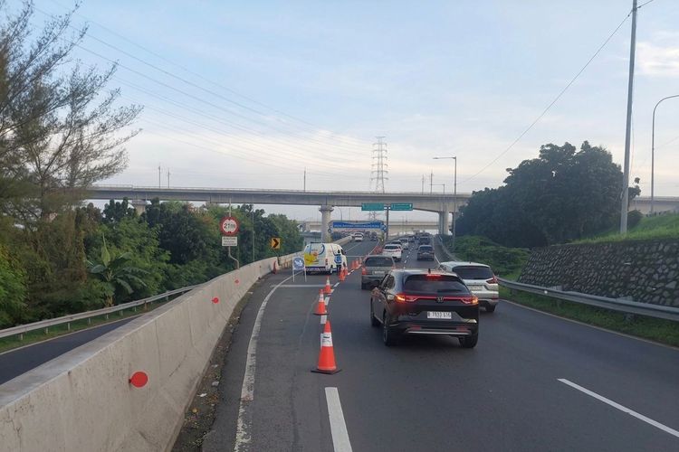 Arus Mudik Meningkat, JJC Berlakukan Buka Tutup Tol Layang MBZ Arah Cikampek