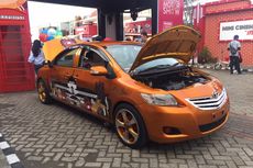 Mobil Muka Dua Ditawar Ratusan Juta Rupiah di IIMS 2018