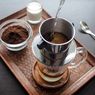 3 Cara Berhenti Minum Kopi Menurut Ahli Gizi