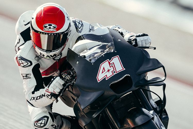 Aleix Espargaro menjadi pebalap tes untuk Honda Racing Corporation (HRC)