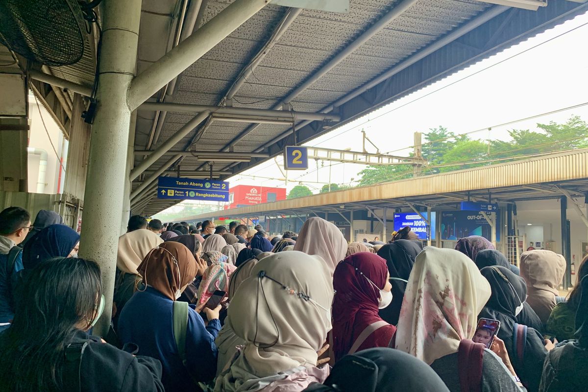 Lebaran 2026, Perjalanan KRL Rute Tanah Abang-Rangkasbitung Ditambah