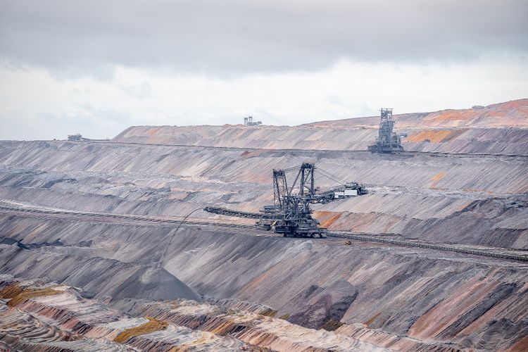 Genjot Pasokan Mineral Kritis, ADB Siapkan Program Pembiayaan Baru di Asia