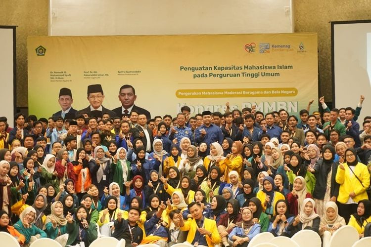 Peserta Kongres Nasional Pergerakan Mahasiswa Moderasi Beragama dan Bela Negara (PMMBN) Perguruan Tinggi Umum (PTU) Tahun 2025 yang digelar di Jakarta, Selasa (28/10/2025).