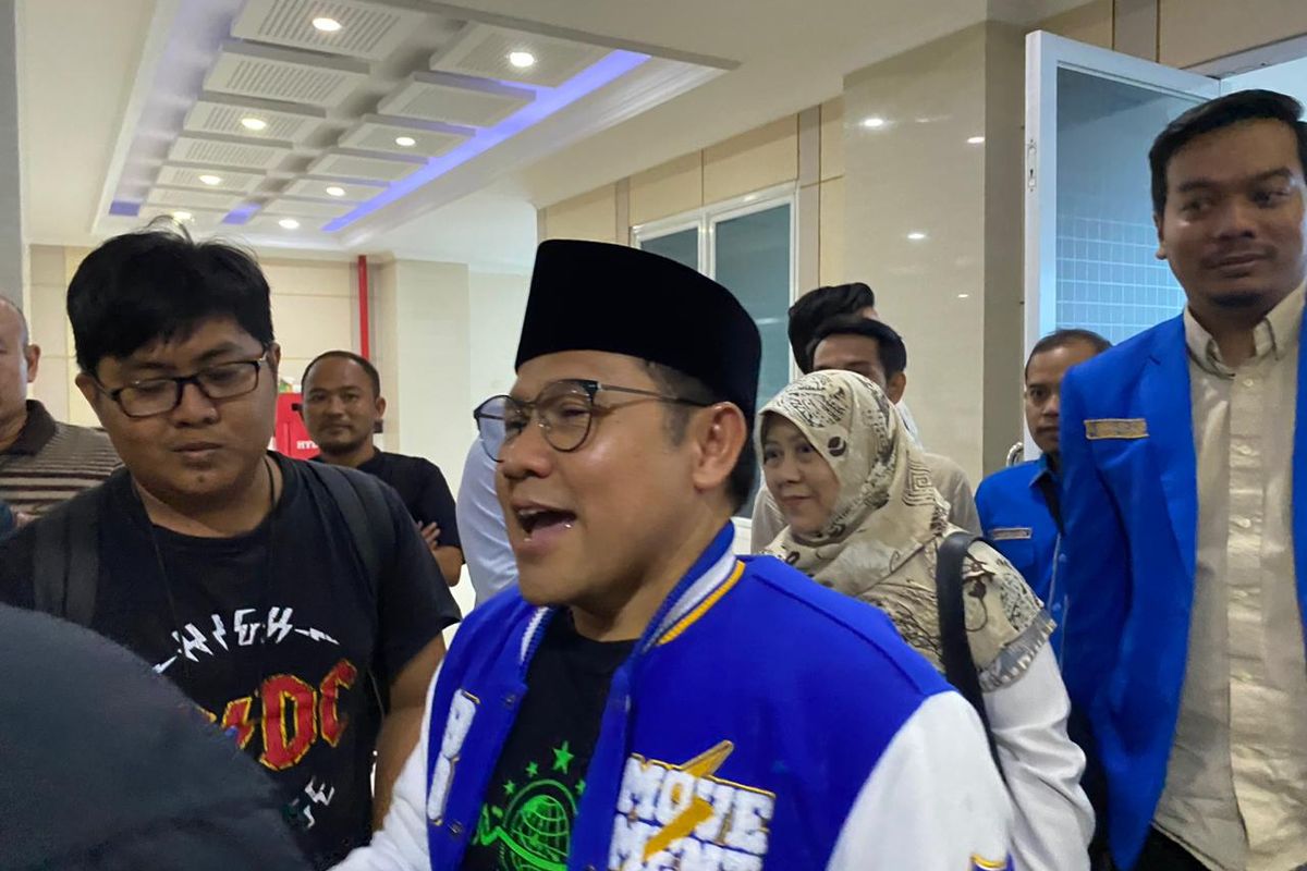 Bakal wakil calon presiden (Bacawapres) pendamping Anies Baswedan, Muhaimin Iskandar (Cak Imin) saat hadir dalam acara Sekolah Pergerakan Nasional angkatan I di Universitas Pamulang II, Tangerang Selatan, Sabtu (23/9/2023).
