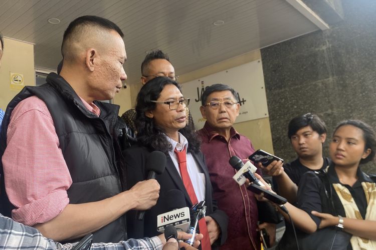 4 Pelapor Kasus Ijazah Jokowi Sepakat Setujui Restorative Justice Rismon Sianipar