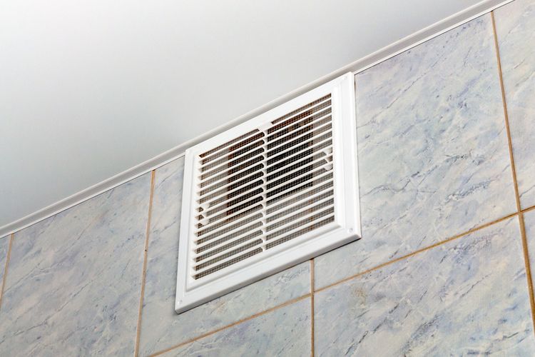 Ilustrasi exhaust fan kamar mandi. 