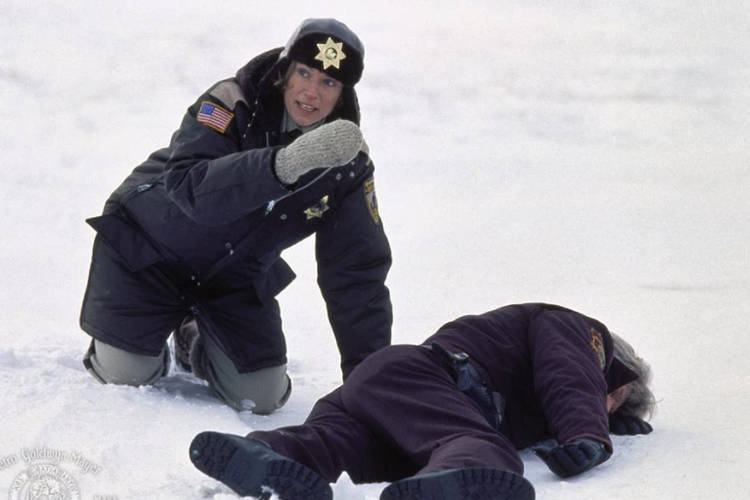 Frances McDormand dalam film Fargo (1996). 